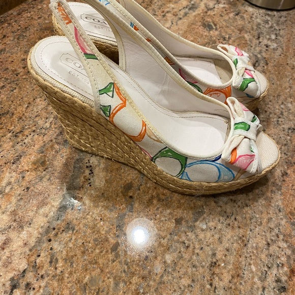 REDUCED! ⬇ Authentic COACH Grace logo Wedge sandal - Picture 10 of 13